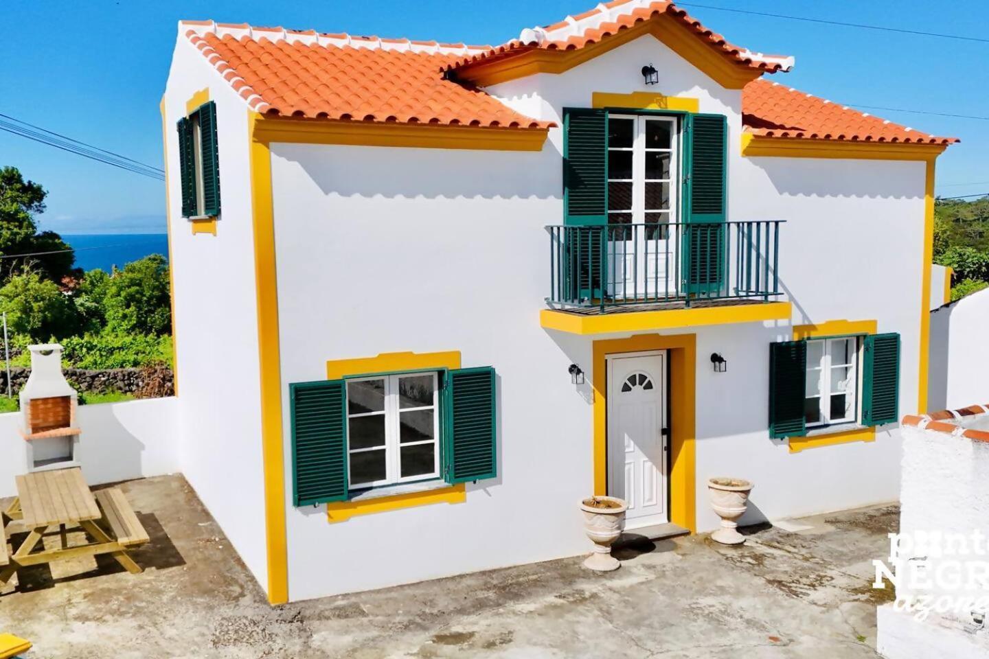 Praia da Vitória The Biscuit House By Pontanegraazores מראה חיצוני תמונה