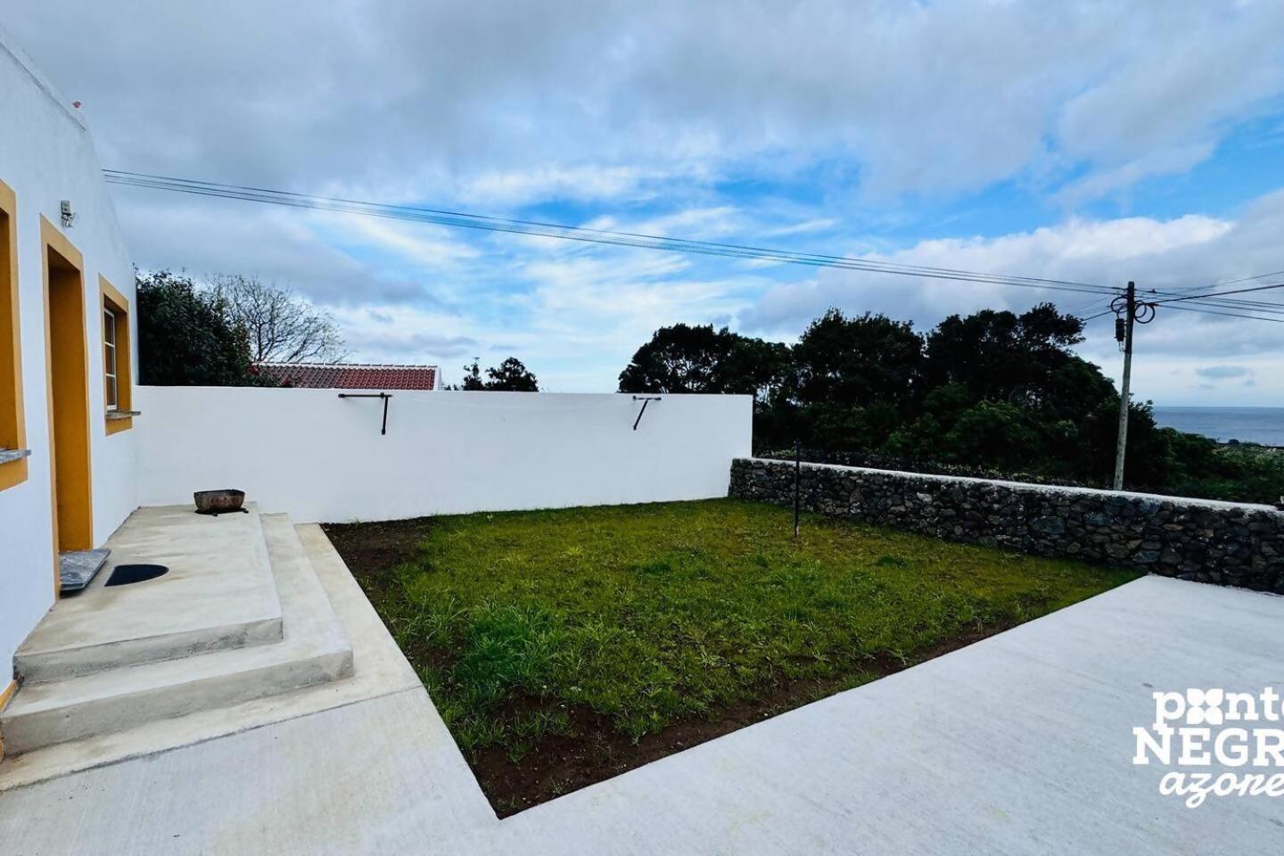 Praia da Vitória The Biscuit House By Pontanegraazores מראה חיצוני תמונה